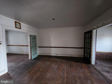 4551 Reisterstown Rd, Baltimore, MD 21215 - photo 3