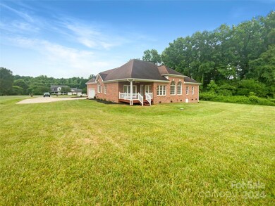 298 Seven Springs Loop, Statesville, NC 28625 - photo 6