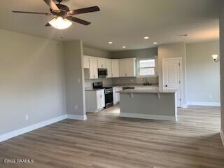 Living Rm - Kitchen View