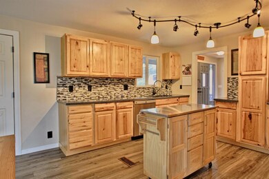 357 October Ln, Merlin, OR 97532 - photo 5