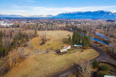 835 Conrad Dr, Kalispell, MT 59901 - photo 3