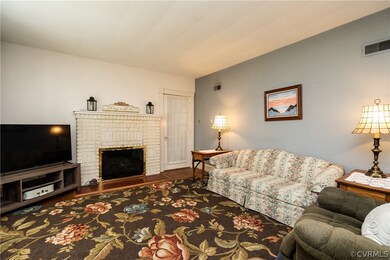 1103 Lee St, West Point, VA 23181 - photo 3