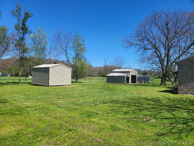 23496 Oklahoma 116, Colcord, OK 74338 - photo 3