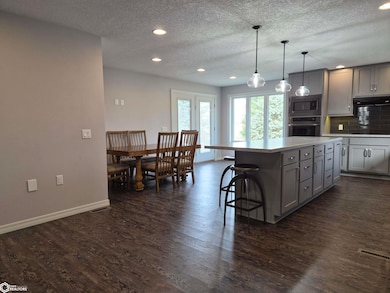 2645 255th St, Oskaloosa, IA 52577 - photo 7