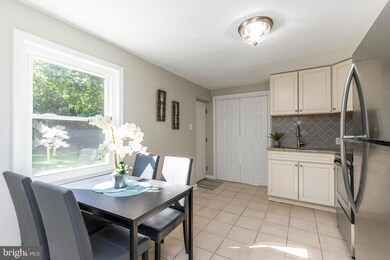 424 Howell Dr, New Castle, DE 19720 - photo 4