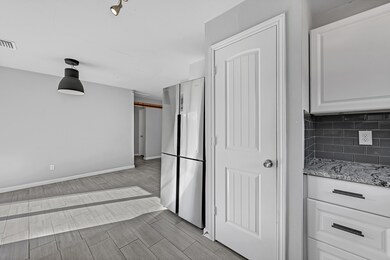 6705 Sherwood Dr, Houston, TX 77021 - photo 3