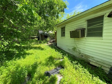 312 S Texas St, Celina, TX 75009 - photo 2