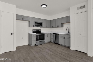 15-web-or-mls-720-s-dobson-rd-94