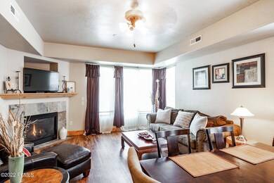 2_Great-Room_1800x1200_3829491