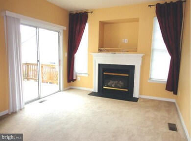 12071 Kemps Landing Cir, Manassas, VA 20109 - photo 3