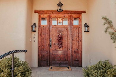 305 De Vargas Ln, Taos, NM 87571 - photo 4