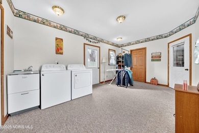 307 Middle St, Archbold, OH 43502 - photo 7