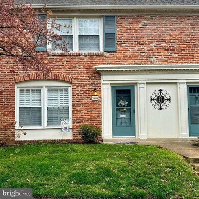 5916 Kingsford Rd unit 355, Springfield, VA 22152 - photo 3