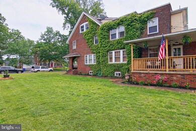 911 N Franklin St unit 60, Pottstown, PA 19464 - photo 2