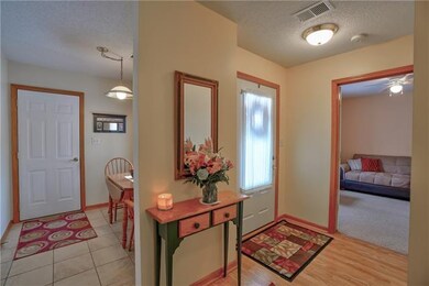 517 NW Durango Ct, Blue Springs, MO 64014 - photo 2