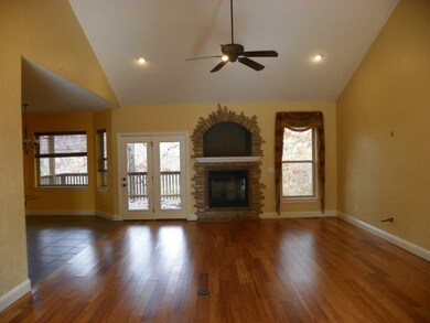 3 Burnham Dr, Bella Vista, AR 72715 - photo 2