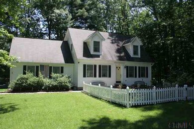 7 Christina Ct, Wilton, NY 99999 - photo 2