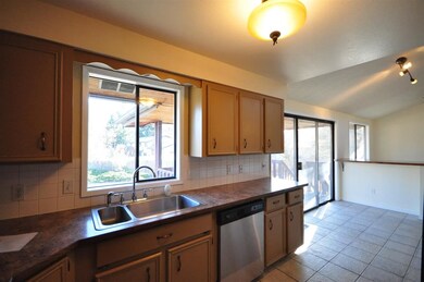 15318 N Cincinnati St, Spokane, WA 99208 - photo 4