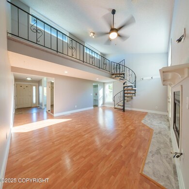 12-web-or-mls-540 Ledora-12