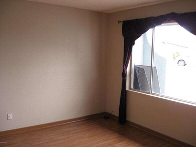 2515 W Olla