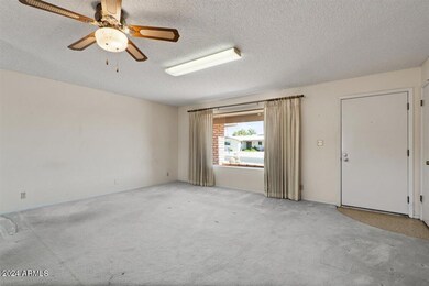 06-Living Room