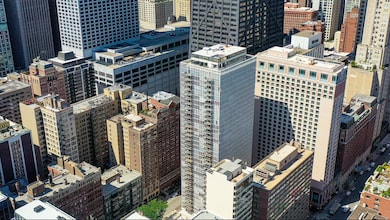 200 E Delaware Place unit 8-9C, Chicago, IL 60611 - photo 3