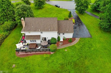 156 Indian Spring Dr, Stroudsburg, PA 18360 - photo 2