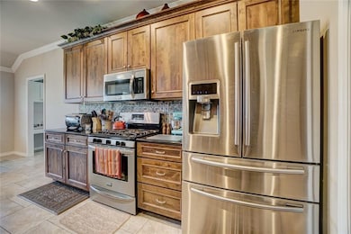 1951 Glenbrook Dr, Shawnee, OK 74804 - photo 7