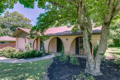 1304 W 40th St, Texarkana, TX 75503 - photo 3