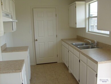 601 Amber Dr, Weslaco, TX 78596 - photo 5