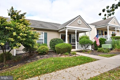 1547 Foresman Dr unit 122, Pottstown, PA 19464 - photo 3