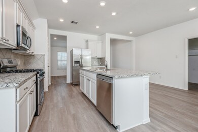 215 Temple Memorial Dr, Magnolia, TX 77354 - photo 6