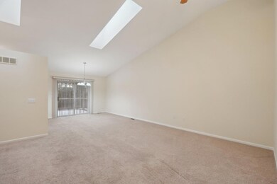 4-web-or-mls-William Imlay Dr-004