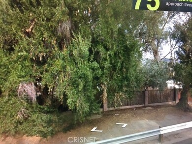 14917 Bledsoe St, Sylmar, CA 91342 - photo 2