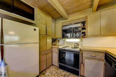 43 Slalom Ln, Franconia, NH 03580 - photo 4