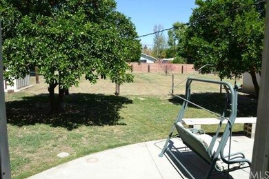 19623 Lanark St, Reseda, CA 91335 - photo 5