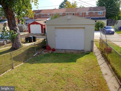 1007 Foxwood Ln, Essex, MD 21221 - photo 3