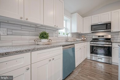 423 Burke Ave, Woodbury, NJ 08096 - photo 6