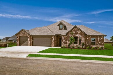 1009 Red Oak Loop, Springdale, AR 72762 - photo 2