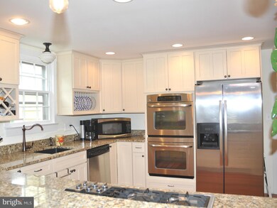 120 N 18th St, Purcellville, VA 20132 - photo 2
