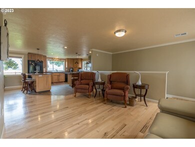 91324 N Coburg Rd, Eugene, OR 97408 - photo 7