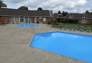 Carriage Hill condos pool(s)