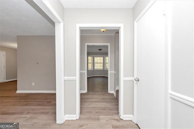 8528 Pond Ridge Ct, Riverdale, GA 30296 - photo 6