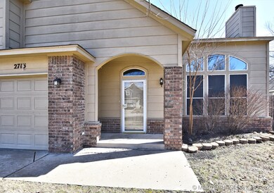 2713 S Narcissus Ct, Broken Arrow, OK 74012 - photo 3
