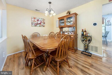 704 Garrison Ct unit 704, West Deptford, NJ 08051 - photo 4