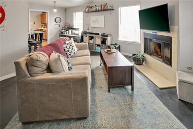 817 Avenue A, College Station, TX 77840 - photo 4