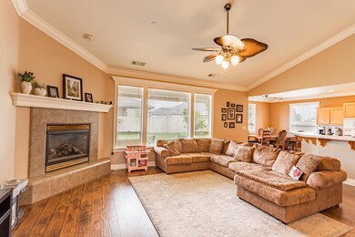 1010 Albion Ave, Redding, CA 96003 - photo 7