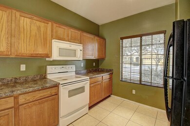 APPLIANCES INCLUDED
