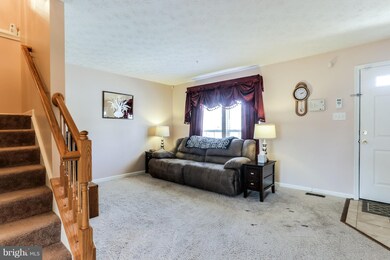 9532 Oakhurst Dr, Columbia, MD 21046 - photo 4