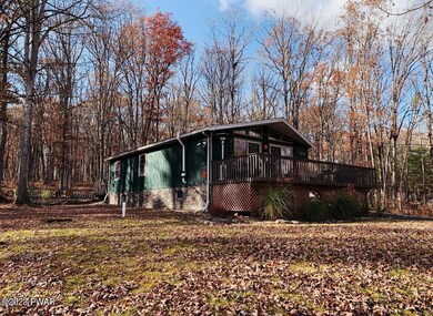 245 Fawn Lake Dr, Hawley, PA 18428 - photo 5